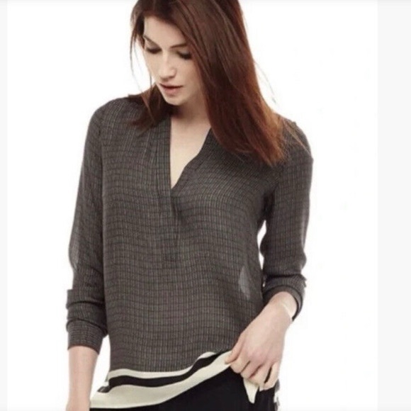 Vince silk crêpe de Chine black & cream georgette V-Neck blouse. Small - Picture 3 of 6